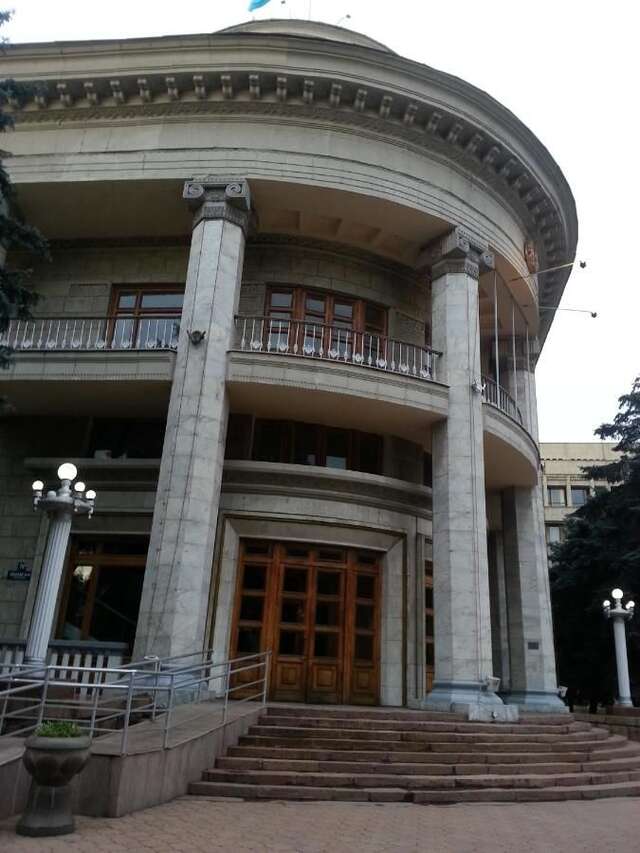 Апартаменты Nadezhda Apartments on Nayrizbay Batira 68 Алматы-23